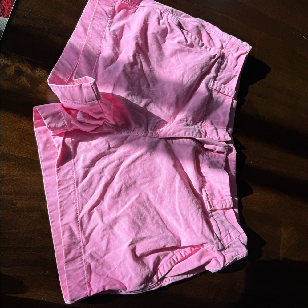 Women’s Vineyard  vines 3.5 inch shorts